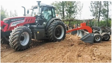 Large Curved-Beam Grader