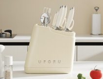 Knife Holder